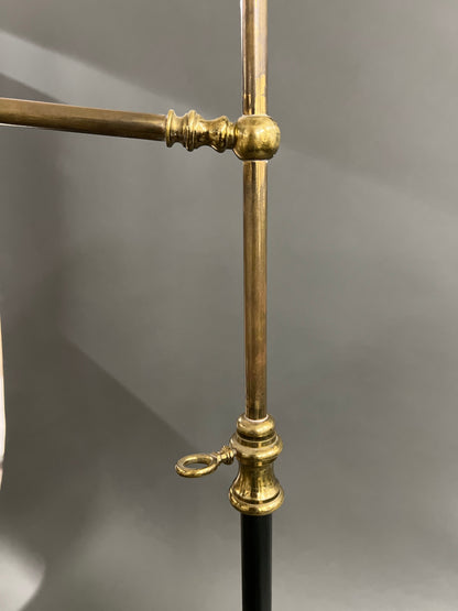 Lampadaire vintage de style antique