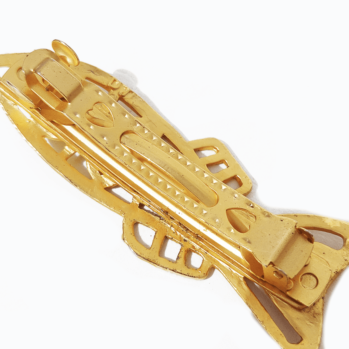 Vintage Fischbarette gehämmertes Metall gold