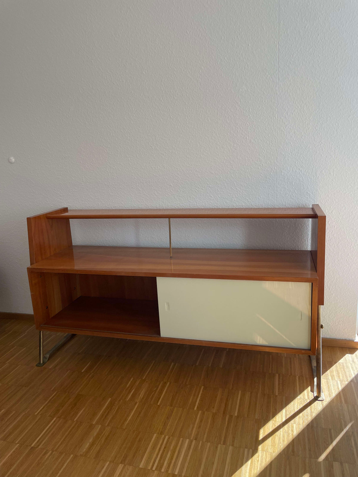 Vintage Sideboard Mid-Century Modern