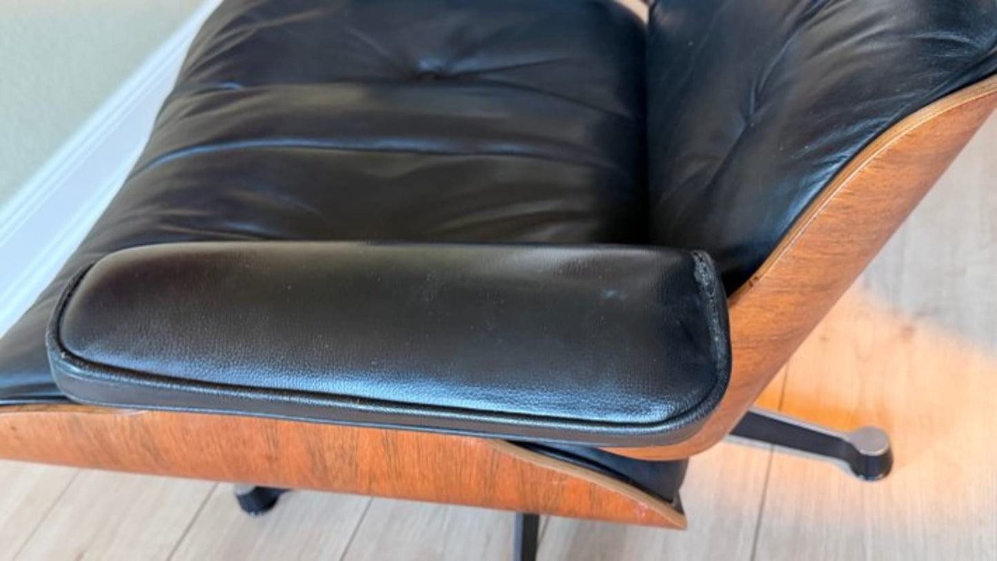 Vintage Sessel und Fußhocker von Charles und Ray Eames für Herman Miller und Vitra