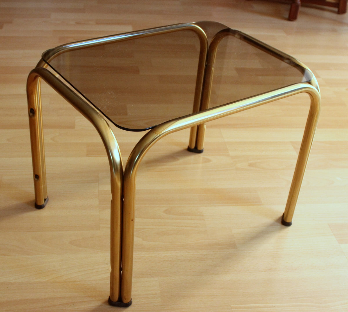 Vintage Beistelltisch Messing mit Rauchglasplatte, Space Age