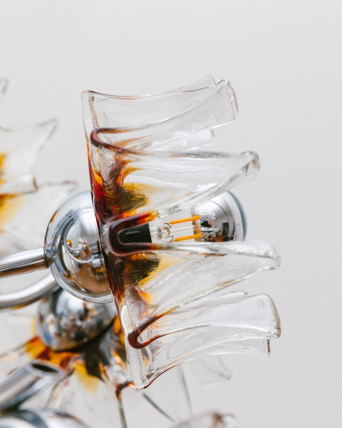 Lustre vintage en forme de fleur de Murano par Carlo Nason pour Mazzega Hollywood Regency années 1970