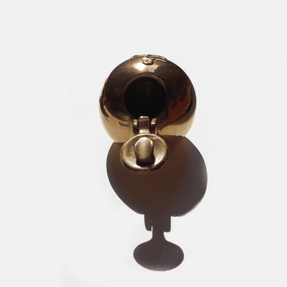 Vintage ashtray Marin brass anchor design gold