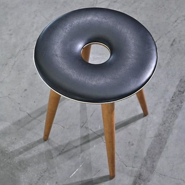 Vintage Hocker Ring Stool von Tokuyoshi Kato für Tendo Mokko mit Loch in der Sitzfläche