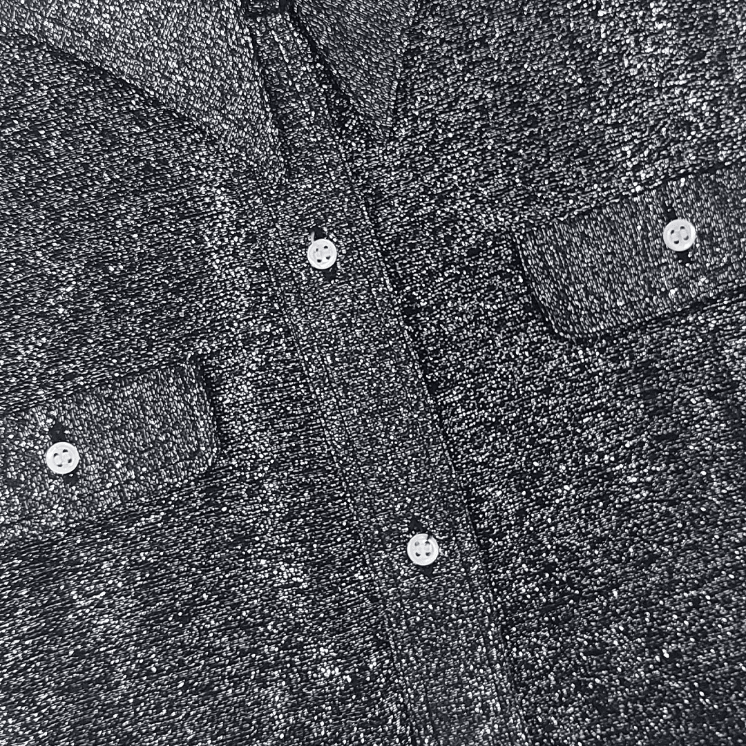 Lurex-Shirt: Vintage Silber, Glanz und Stil, Größe M