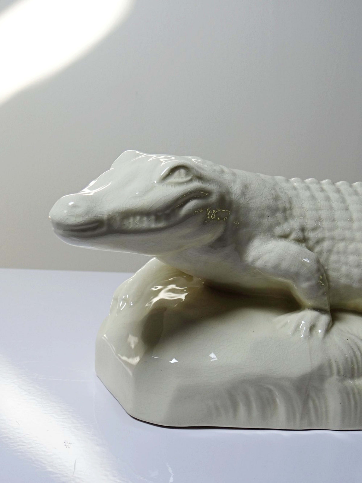Vintage Skulptur "Krokodil" von Sarreguemines, Art Déco