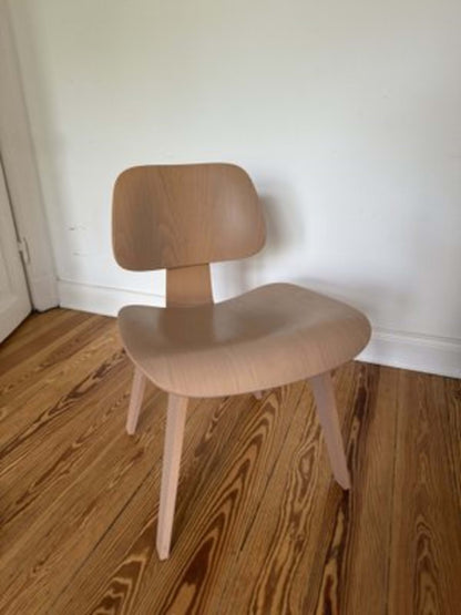 Vintage Stuhl DCW von Charles und Ray Eames für Vitra