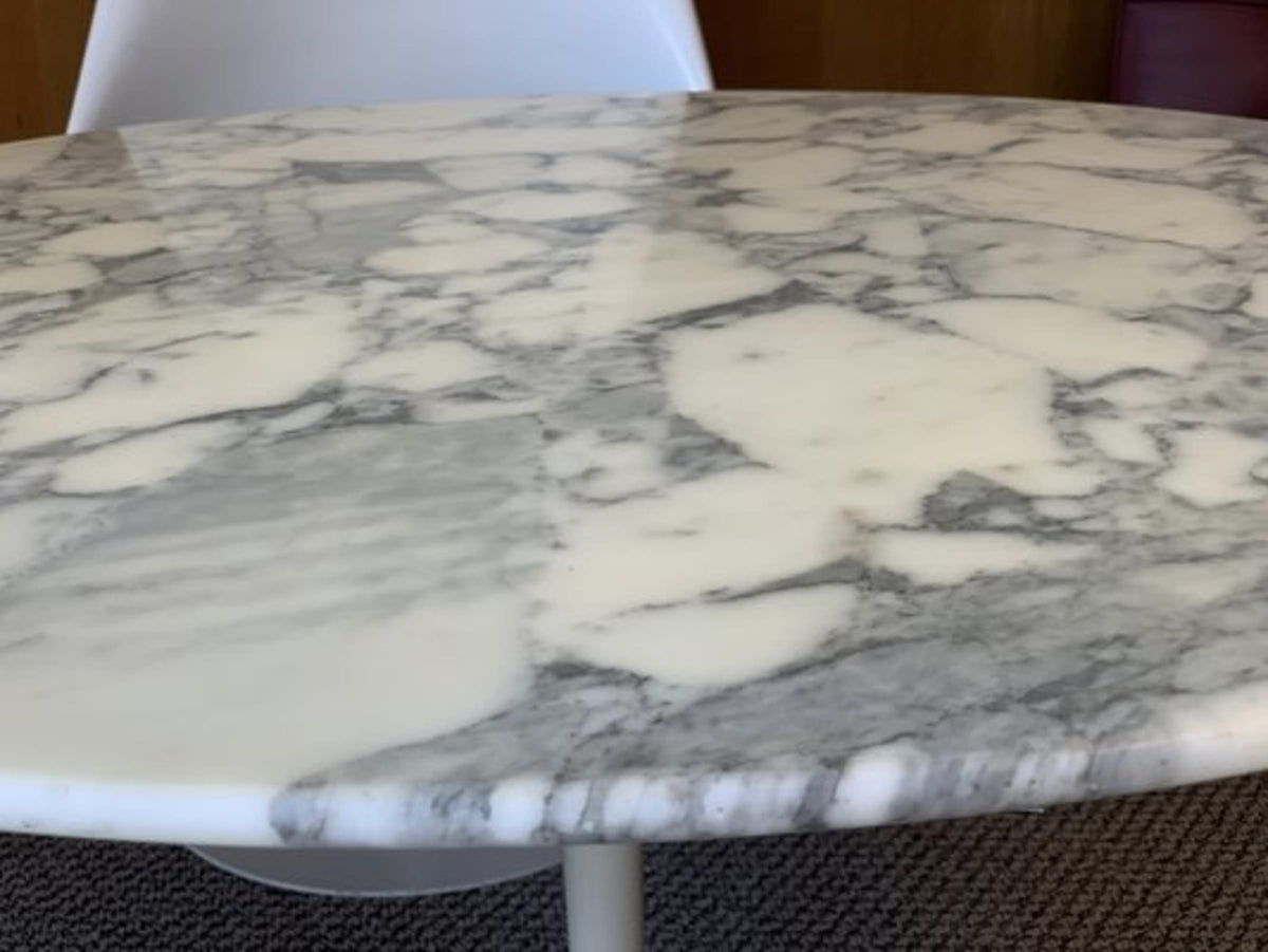Vintage Couchtisch Tulip von Eero Saarinen für Knoll International, Marmorplatte