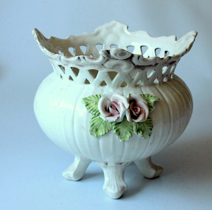 Vintage Keramik Blumentopf mit handbemalten Rosen, 1970er Jahre