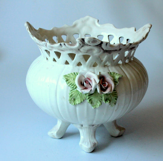 Vintage Keramik Blumentopf mit handbemalten Rosen, 1970er Jahre