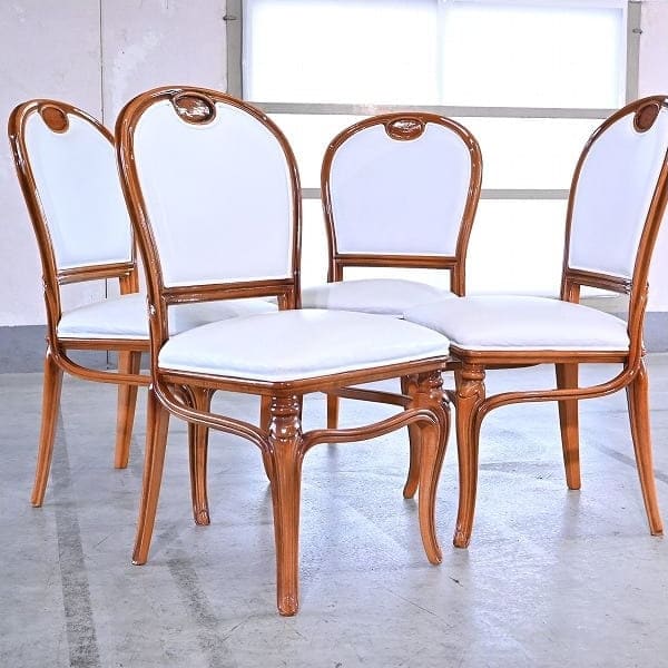 Vintage Salonstuhl Set von 4 aus Italien, echtes Leder, hohe Rückenlehne, klassisch