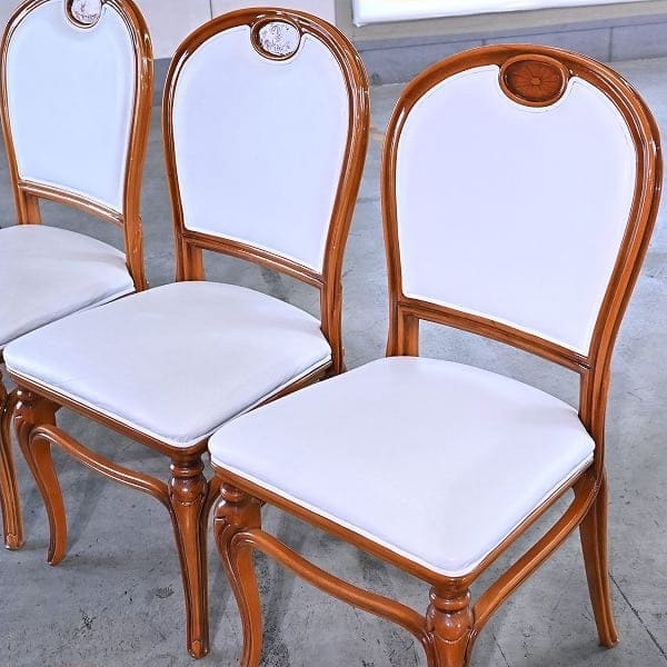 Vintage Salonstuhl Set von 4 aus Italien, echtes Leder, hohe Rückenlehne, klassisch