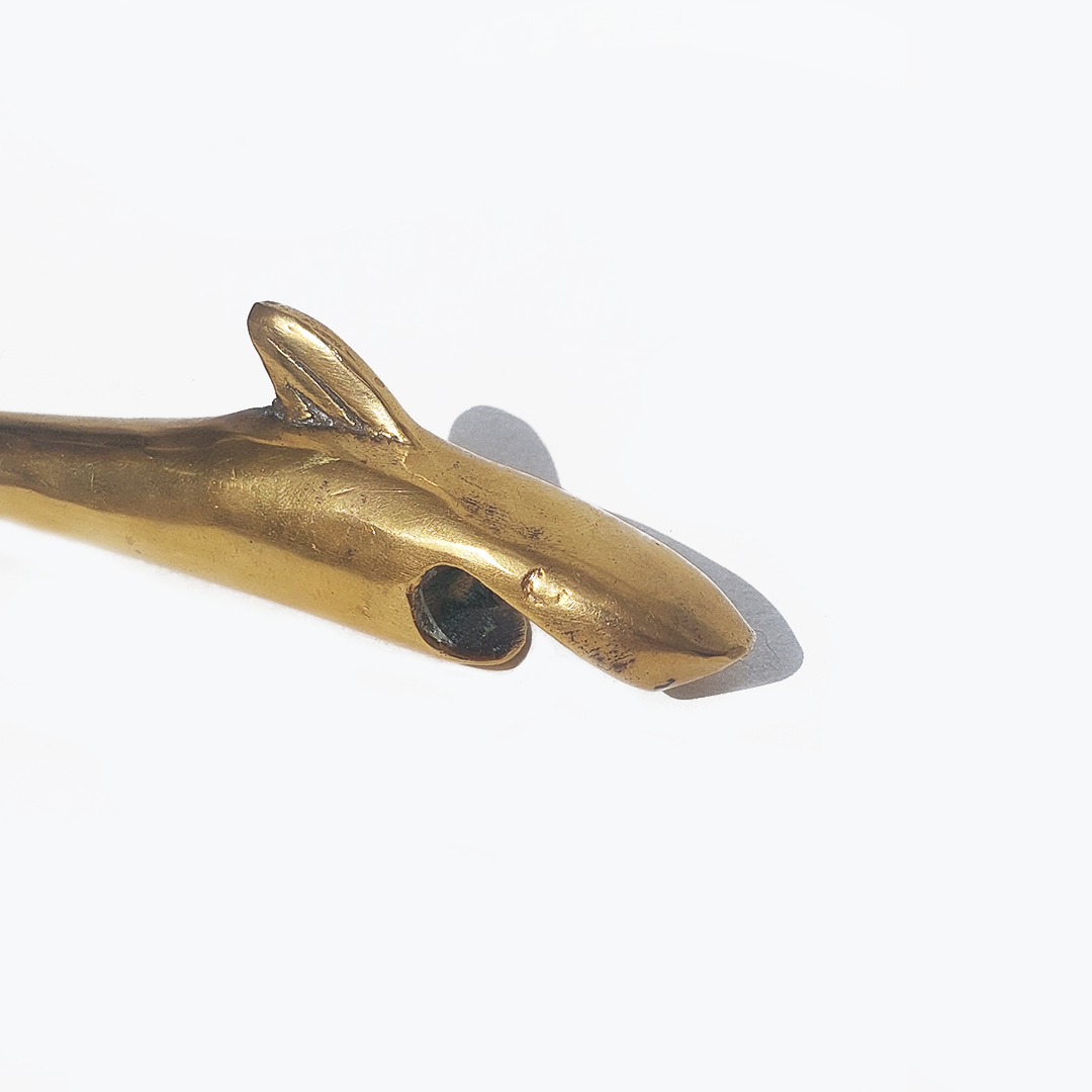 Hai-Flaschenöffner Messing Gold 14cm von sehr gut