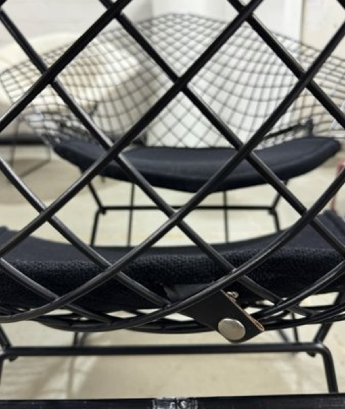 Vintage Set von 2 Diamond Chair 421 von Harry Bertoia für Knoll International schwarz