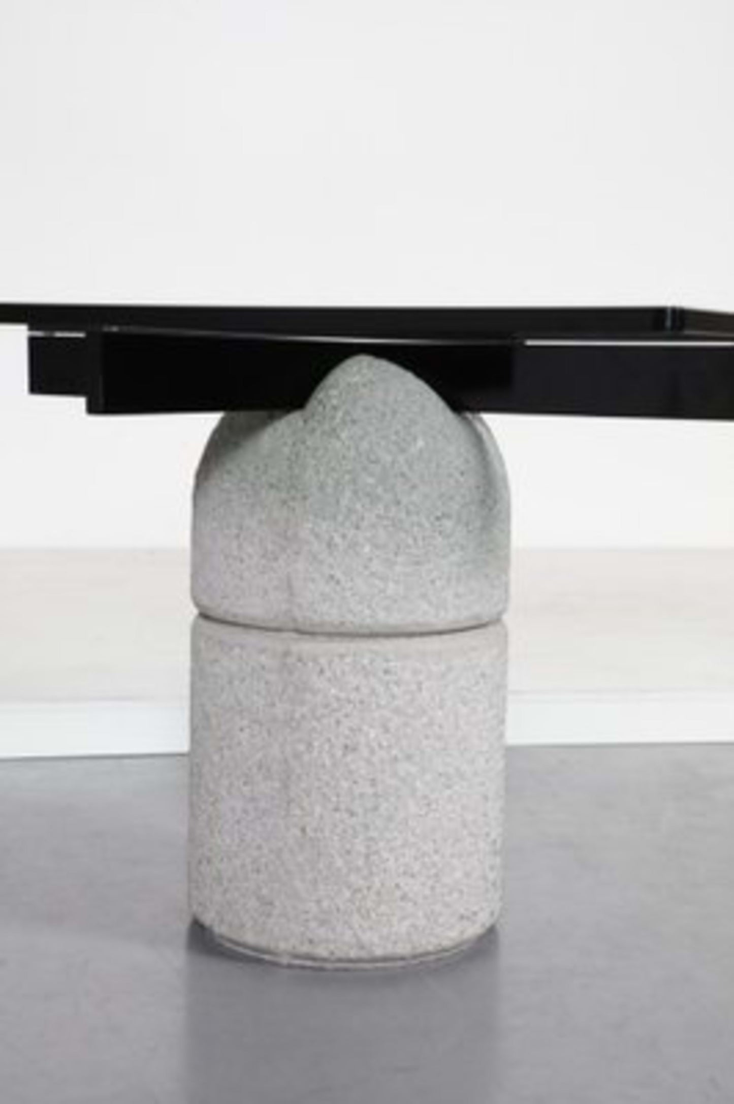 Vintage Esstisch Paracarro von Giovanni Offredi für Saporiti Italia, Betonfuß Glasplatte