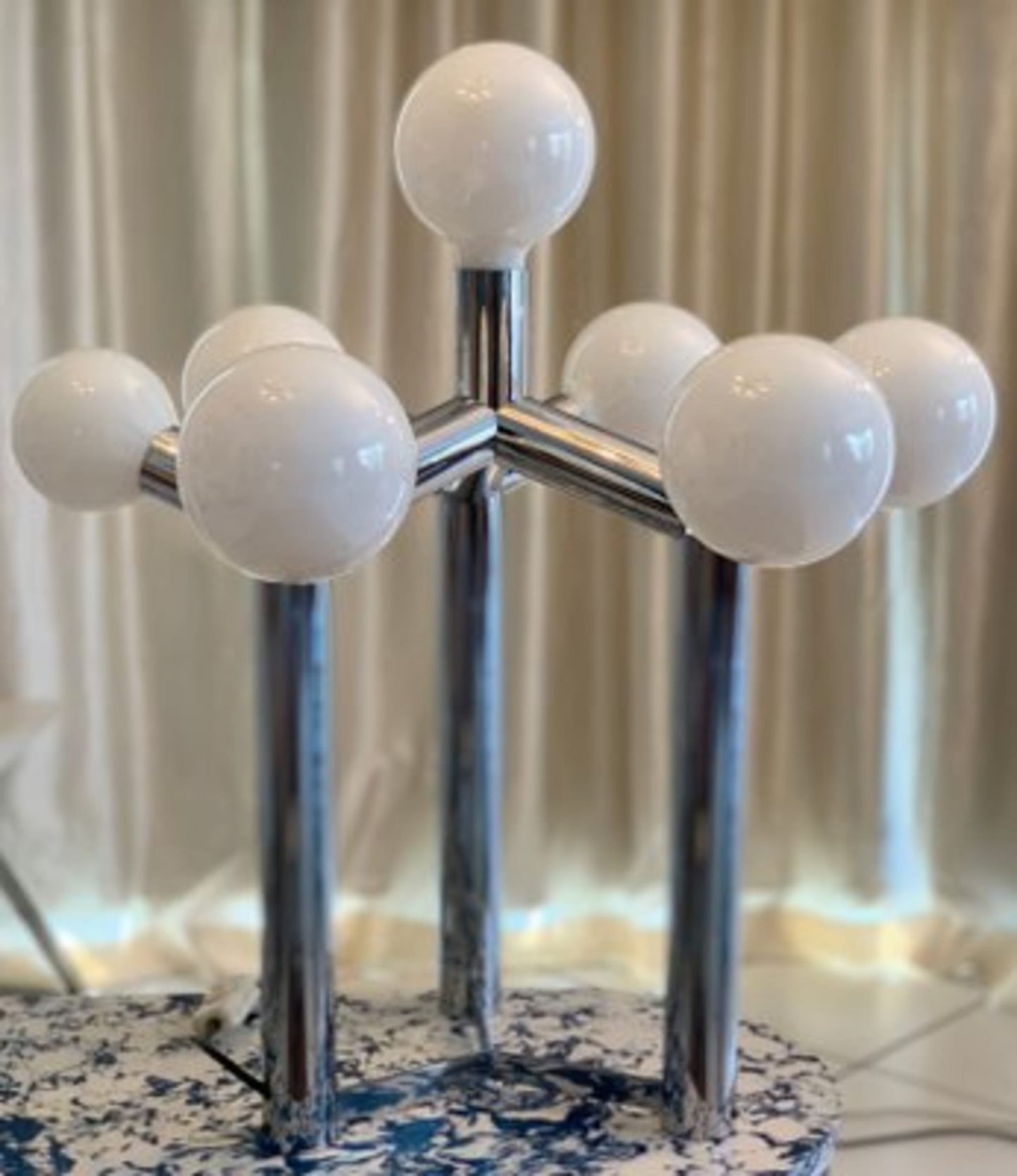 Vintage Tischlampe von J. T. Kalmar für Kalmar in Chrom und weißem Glas