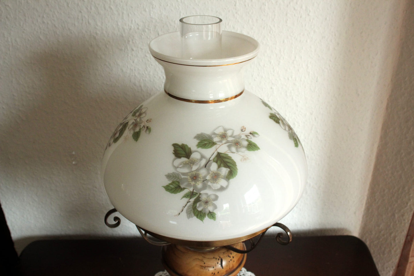 Vintage Tischlampe Landhaus-Stil aus Metall, Holz und Glas, 80er Jahre