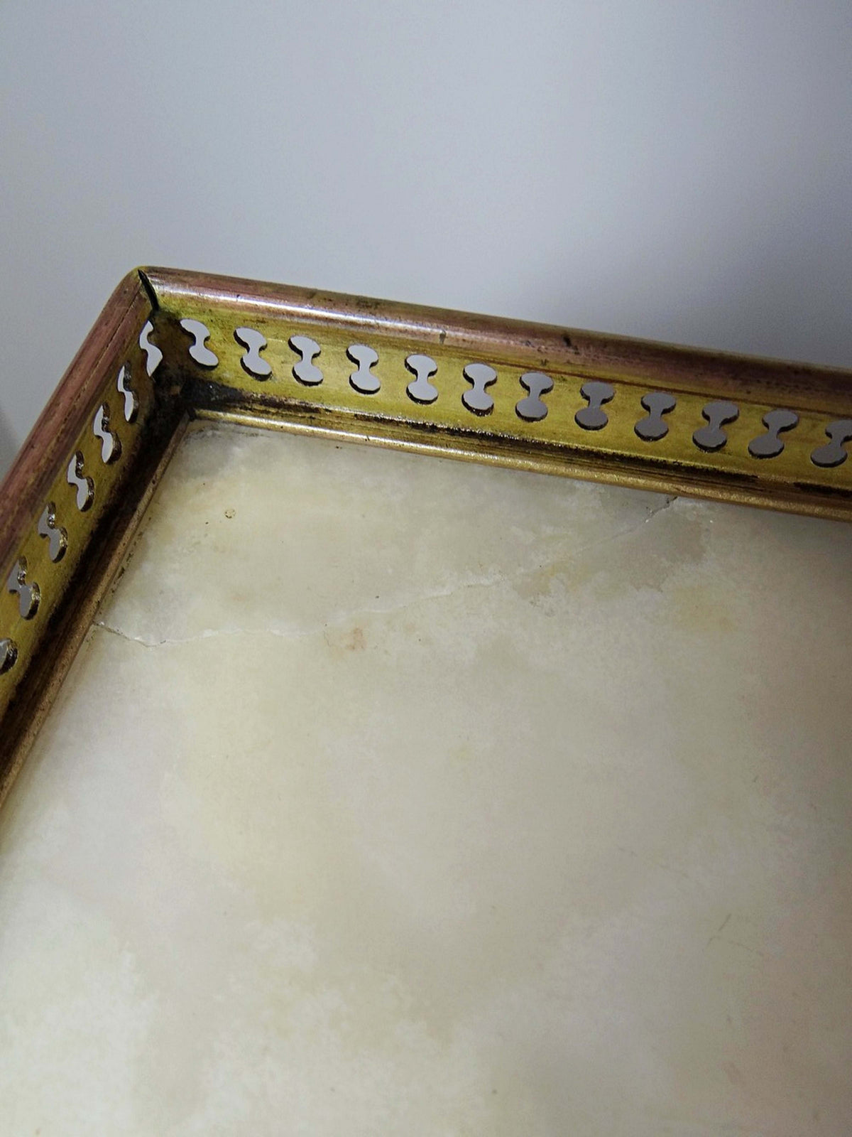 Vintage Tablett aus Holz, vergoldetem Metall und Onyx, Art Nouveau um 1900