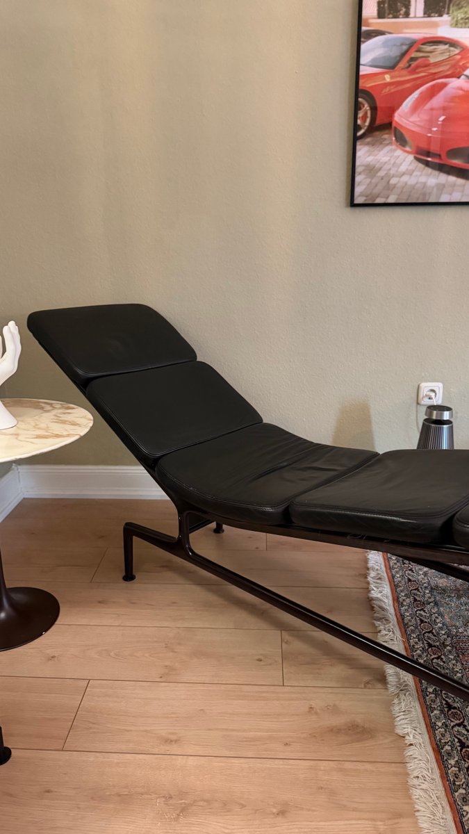 Chaiselongue "ES 106 Soft Pad" von Charles und Ray Eames für Vitra