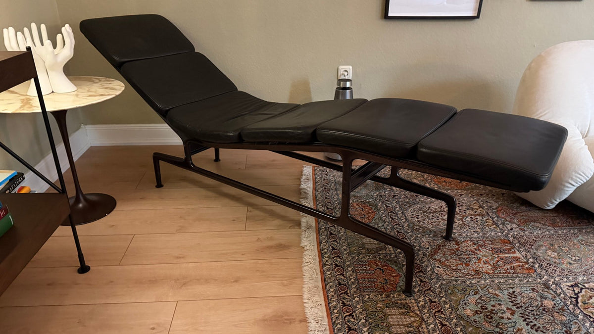 Chaiselongue "ES 106 Soft Pad" von Charles und Ray Eames für Vitra