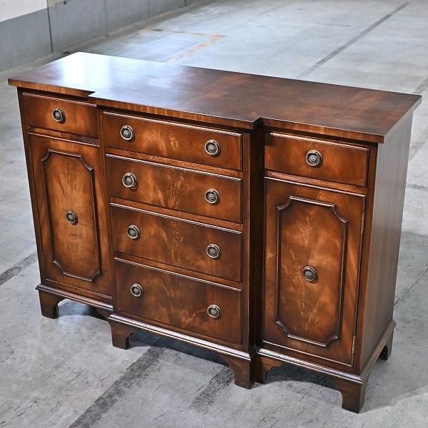 Vintage Sideboard REPRODUX von Bevan Funnell