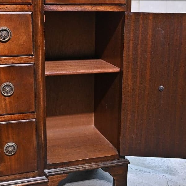 Vintage Sideboard REPRODUX von Bevan Funnell