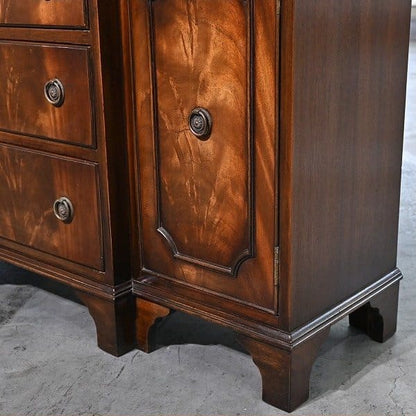 Vintage Sideboard REPRODUX von Bevan Funnell