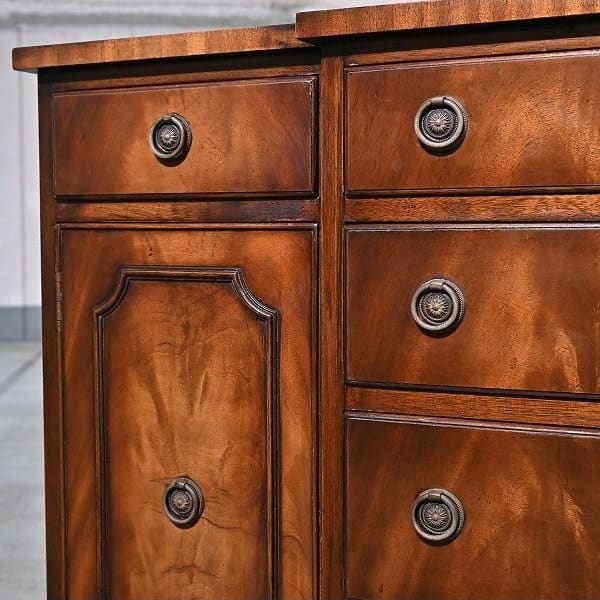 Vintage Sideboard REPRODUX von Bevan Funnell