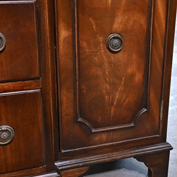 Vintage Sideboard REPRODUX von Bevan Funnell