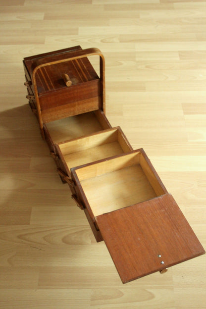 Vintage Nähkasten Truhe aus Holz und Metall, Art Deco 1930er