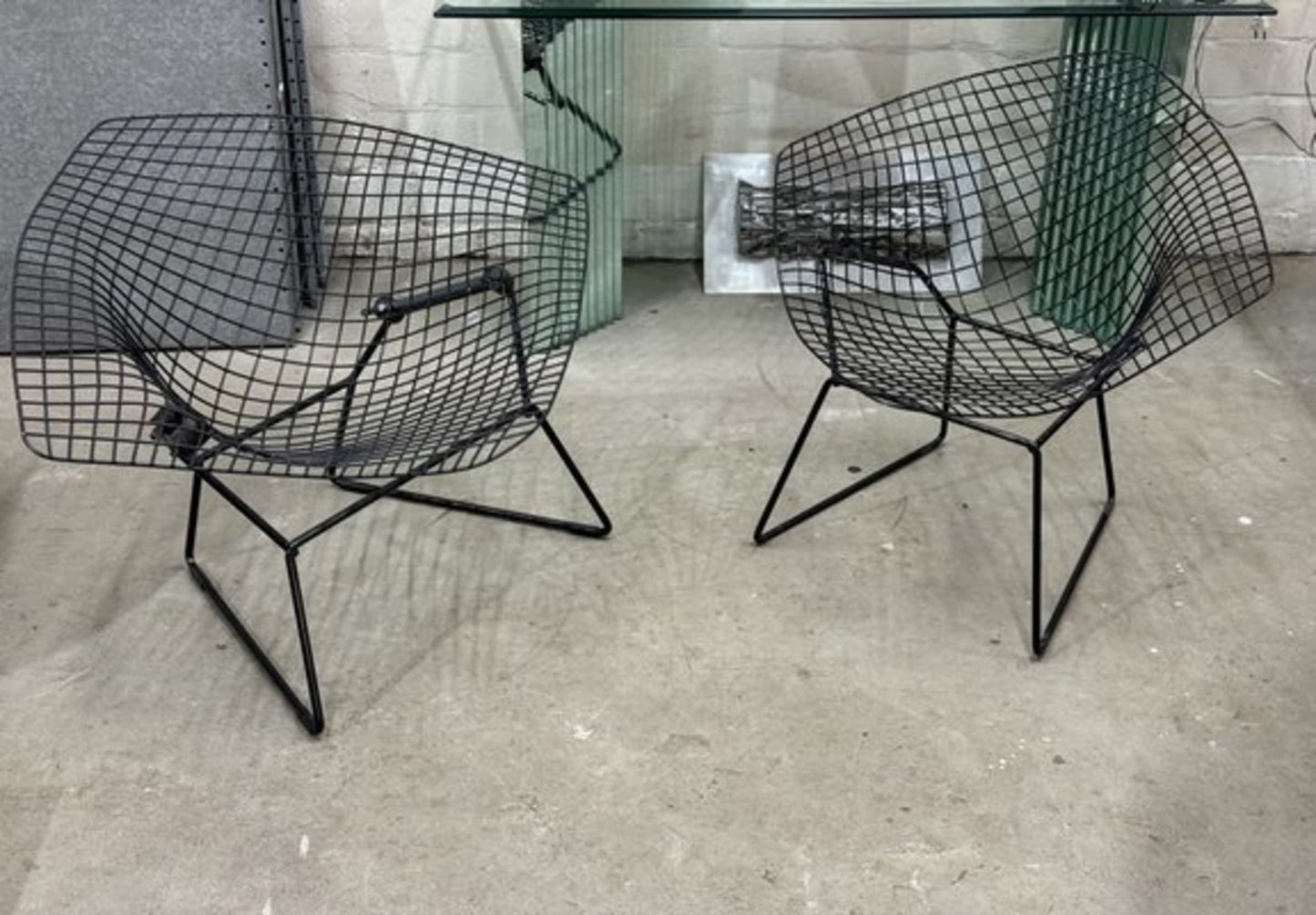 Vintage Diamond Chair Modell 420 von Harry Bertoia für Knoll International rot-schwarz-purpurrot