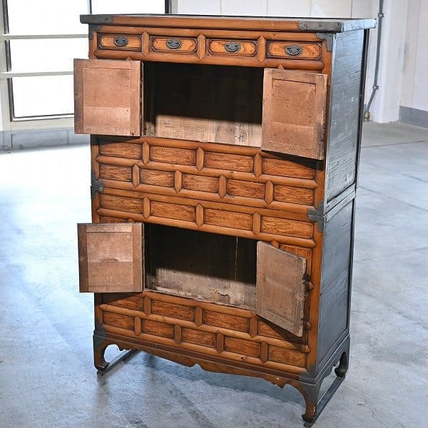 Vintage Schrank koreanische Joseon-Dynastie Ulmenholz