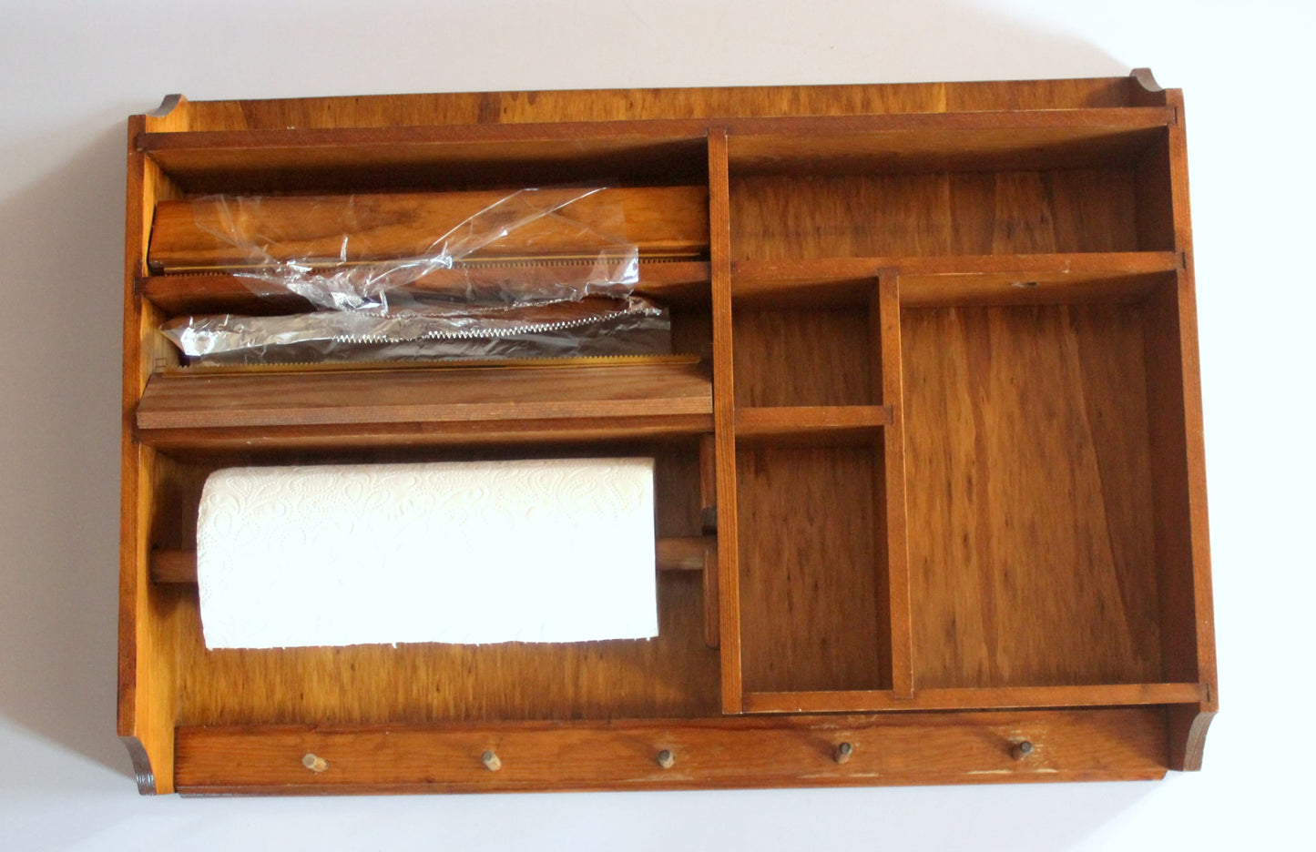 Vintage Wandregal Gewürzregal aus Holz, Mid Century