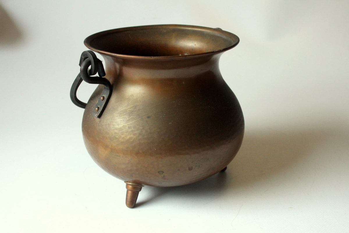 Vintage Kupferkessel Blumentopf gehämmert