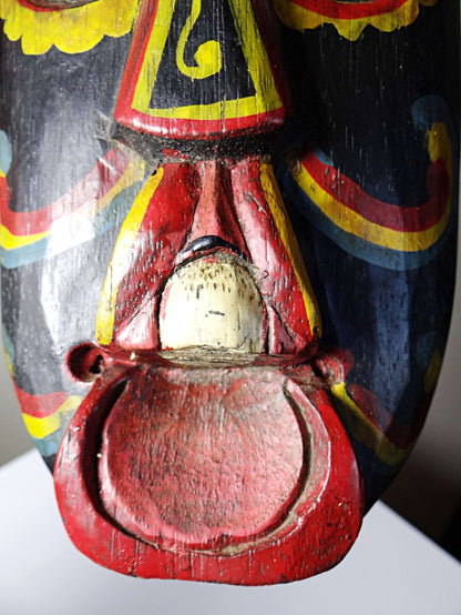 Vintage Wandmaske Bali, Holz handbemalt, Indonesien 1970er