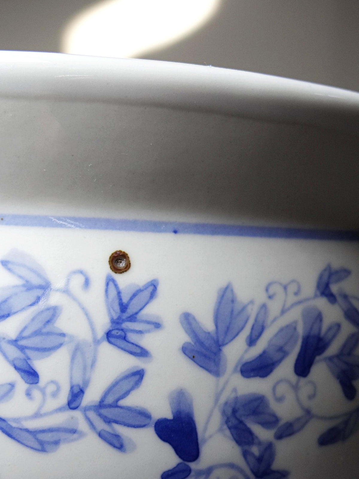 Vintage Übertopf Porzellan blau-weiß mit Blütendekor, China