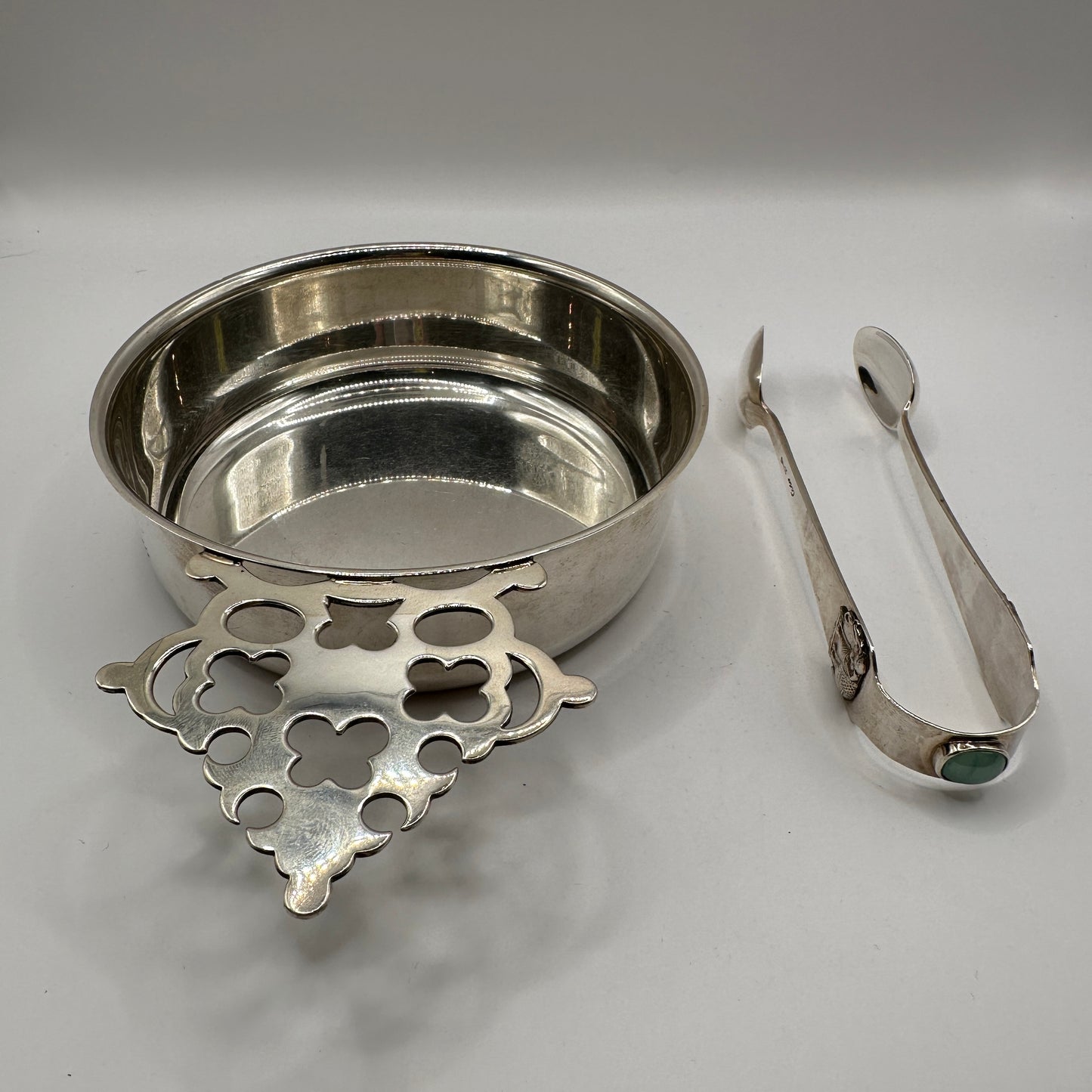 Vintage Set von 3 Cartier Schale, Untersetzer und Elefanten-Löffelzange von Cartier