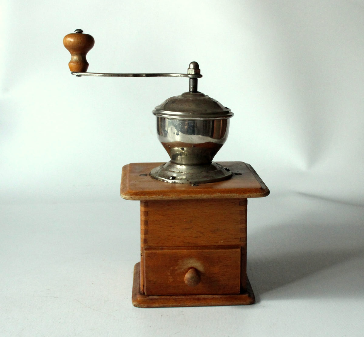 Vintage Kaffeemühle aus Holz und Metall, 1950er Jahre
