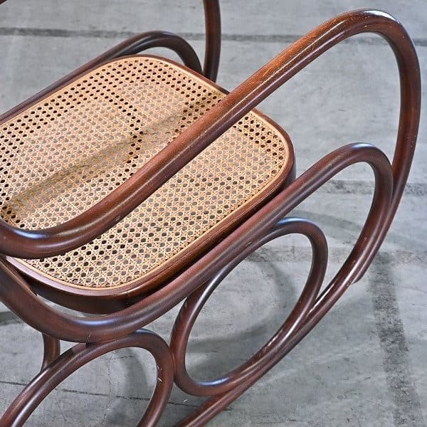 Vintage Schaukelstuhl "No.5-RU" von Akita Mokko für IDC Otsuka Möbel, Bugholz, Rattan, gebraucht