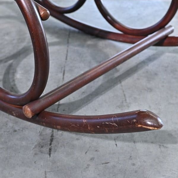 Vintage Schaukelstuhl "No.5-RU" von Akita Mokko für IDC Otsuka Möbel, Bugholz, Rattan, gebraucht