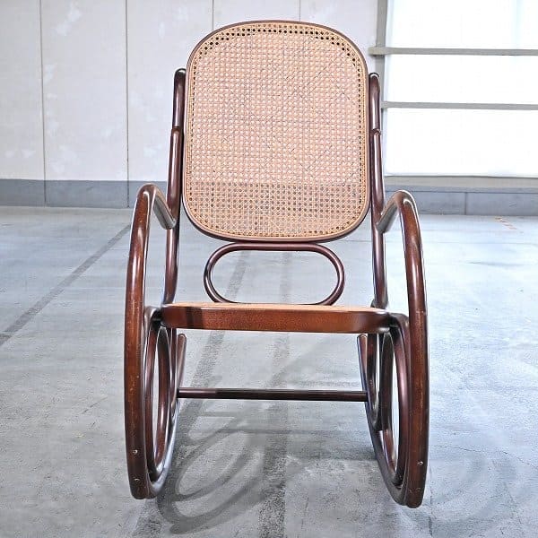 Vintage Schaukelstuhl "No.5-RU" von Akita Mokko für IDC Otsuka Möbel, Bugholz, Rattan, gebraucht