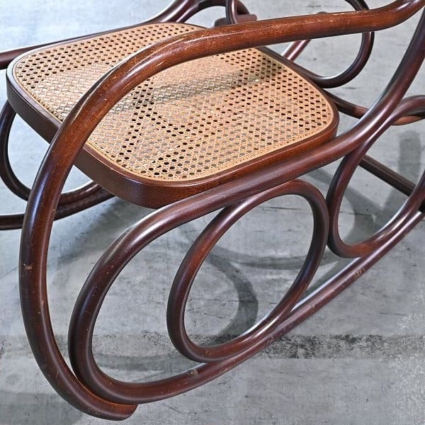 Vintage Schaukelstuhl "No.5-RU" von Akita Mokko für IDC Otsuka Möbel, Bugholz, Rattan, gebraucht