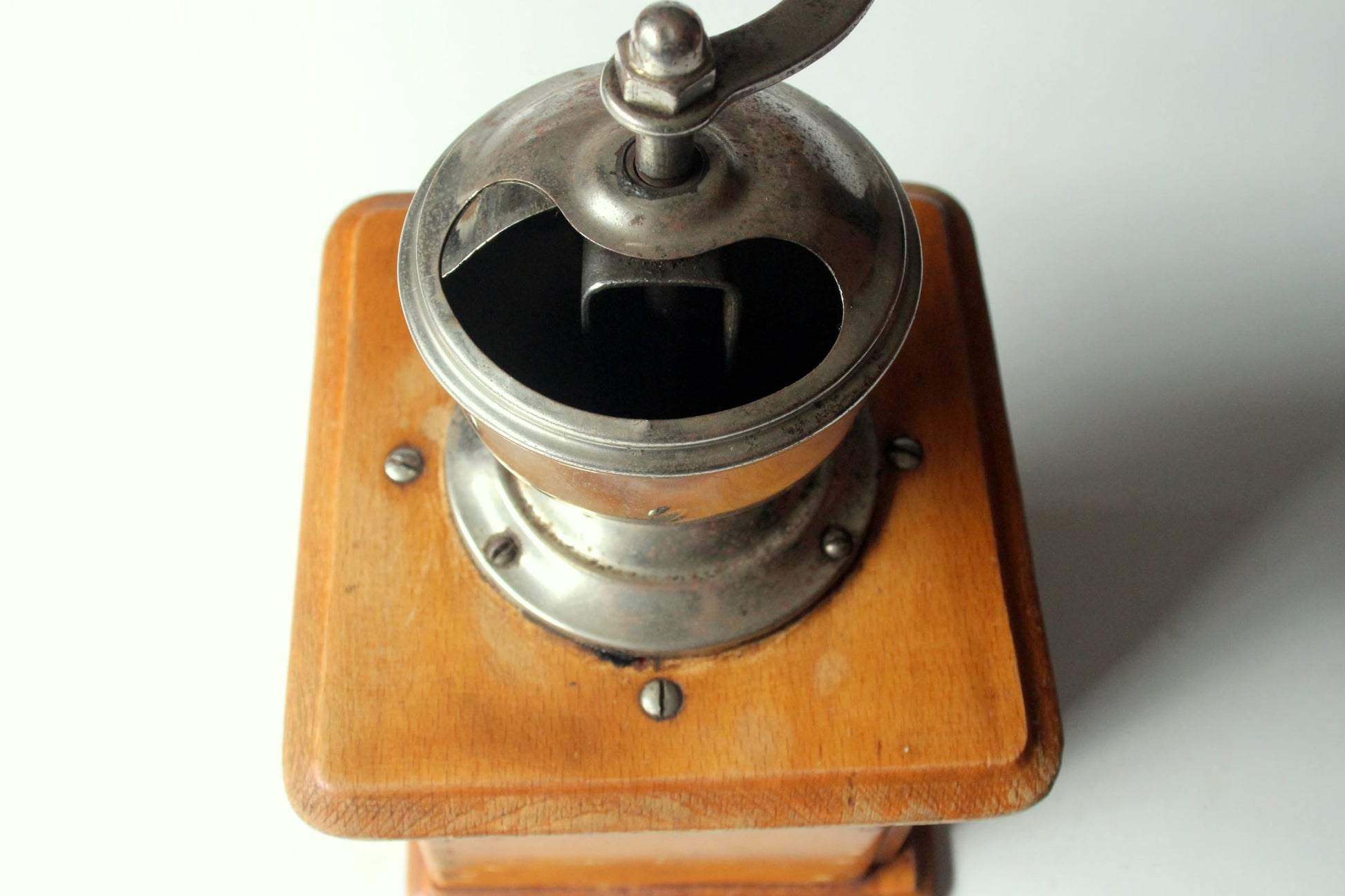 Vintage Kaffeemühle aus Holz und Metall, 1950er Jahre