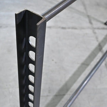 Vintage Garderobe im Industriedesign mit Lochblech, rechteckig, gebraucht