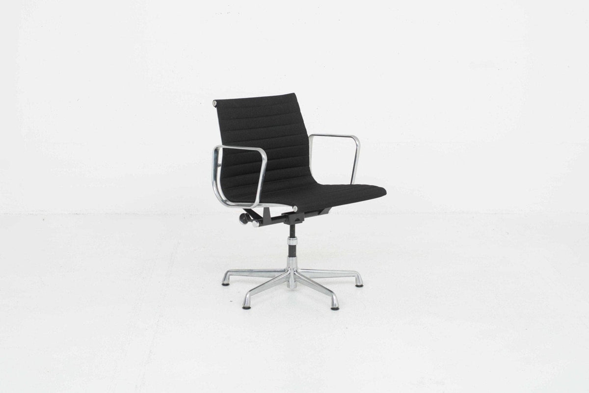Vintage Bürostuhl von Charles Eames für Herman Miller schwarz
