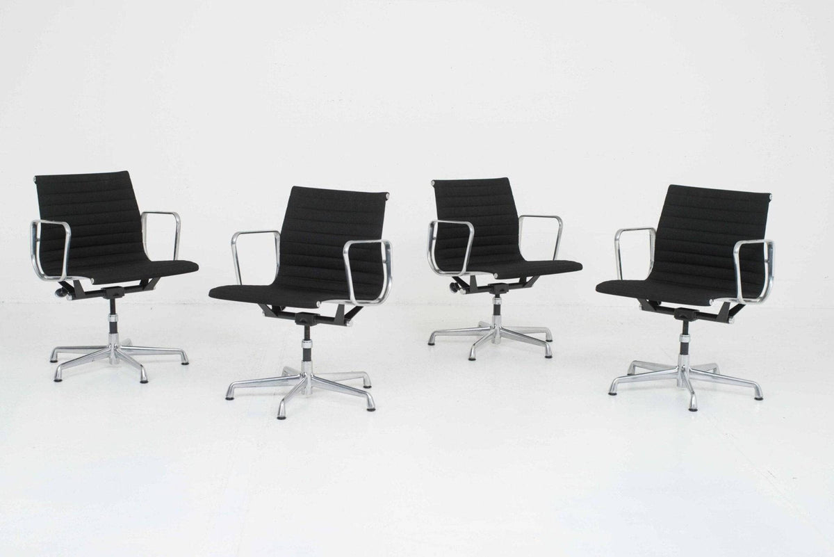Vintage Bürostuhl von Charles Eames für Herman Miller schwarz