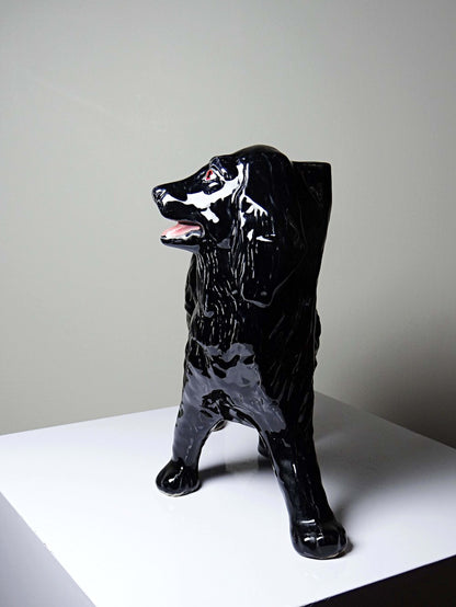 Vintage Karaffe Hund "Newfoundland Screech" Barbotine-Keramik