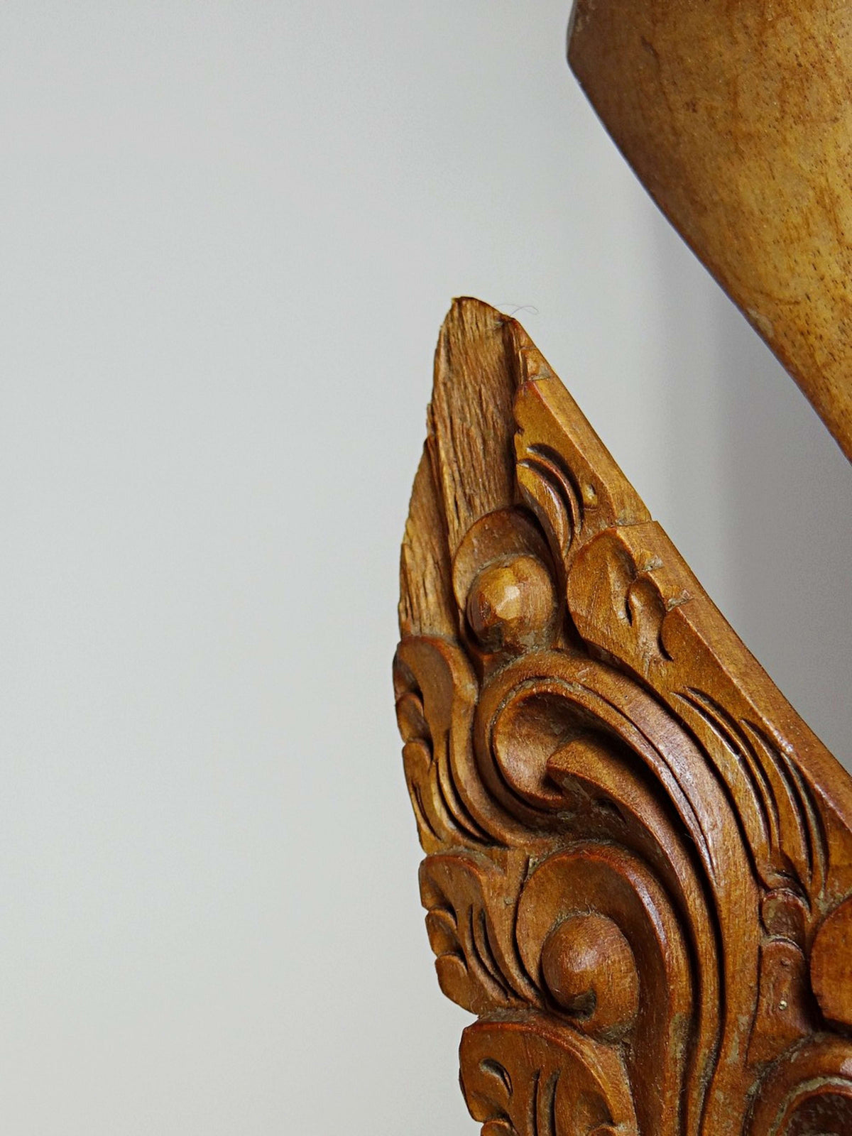 Vintage Wandmaske 'Barong' aus Holz, Bali handgeschnitzt