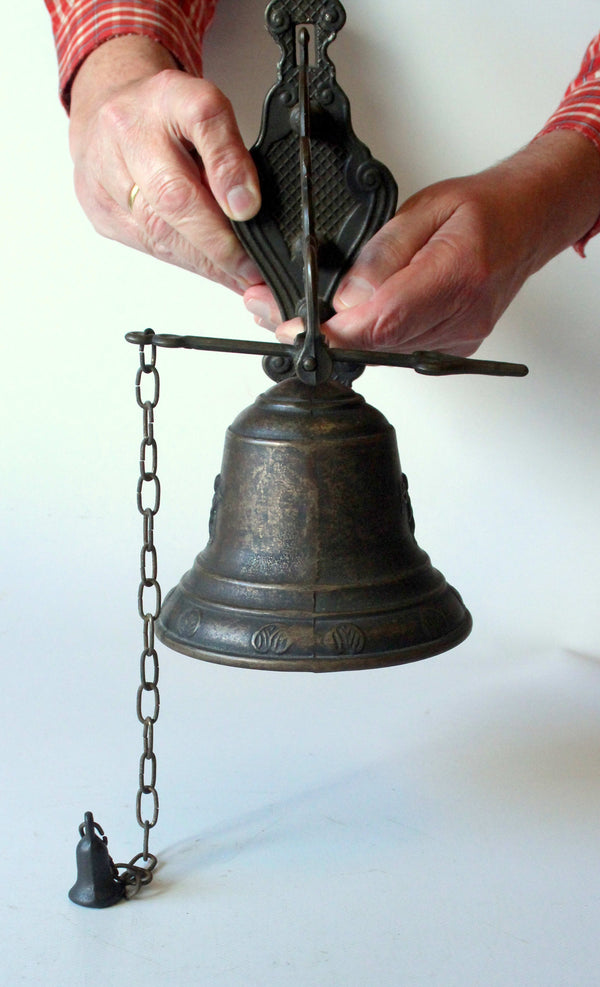 Vintage Glocke Bronze mit Wandhalterung