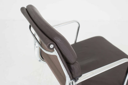 Vintage Bürostuhl EA 217 Soft Pad von Charles und Ray Eames für Vitra braunes Leder